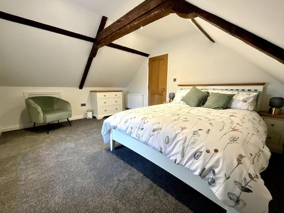 Apt D In Old Grade 2 Converted Farmhouse Market Weighton Exterior photo